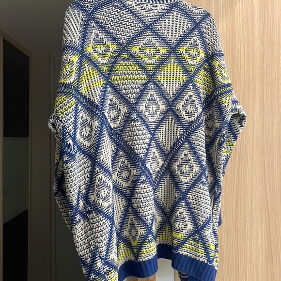 NWT blue yellow oversized sweater sz S comfy and sexy - Picture 1 of 5